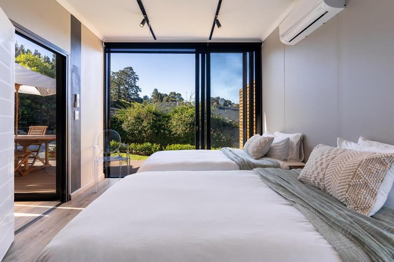 4 Bedroom Property for Sale in Constantia Western Cape